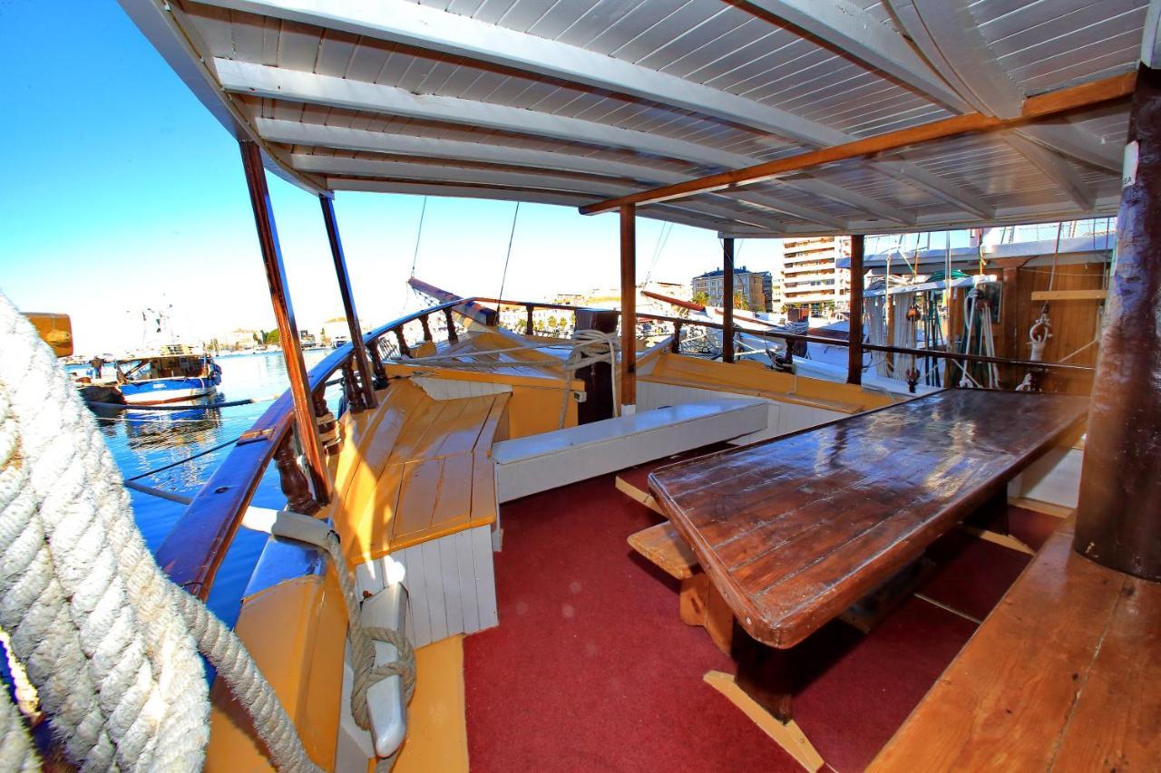Rhythm Floating Hostel - Задар Екстер'єр фото